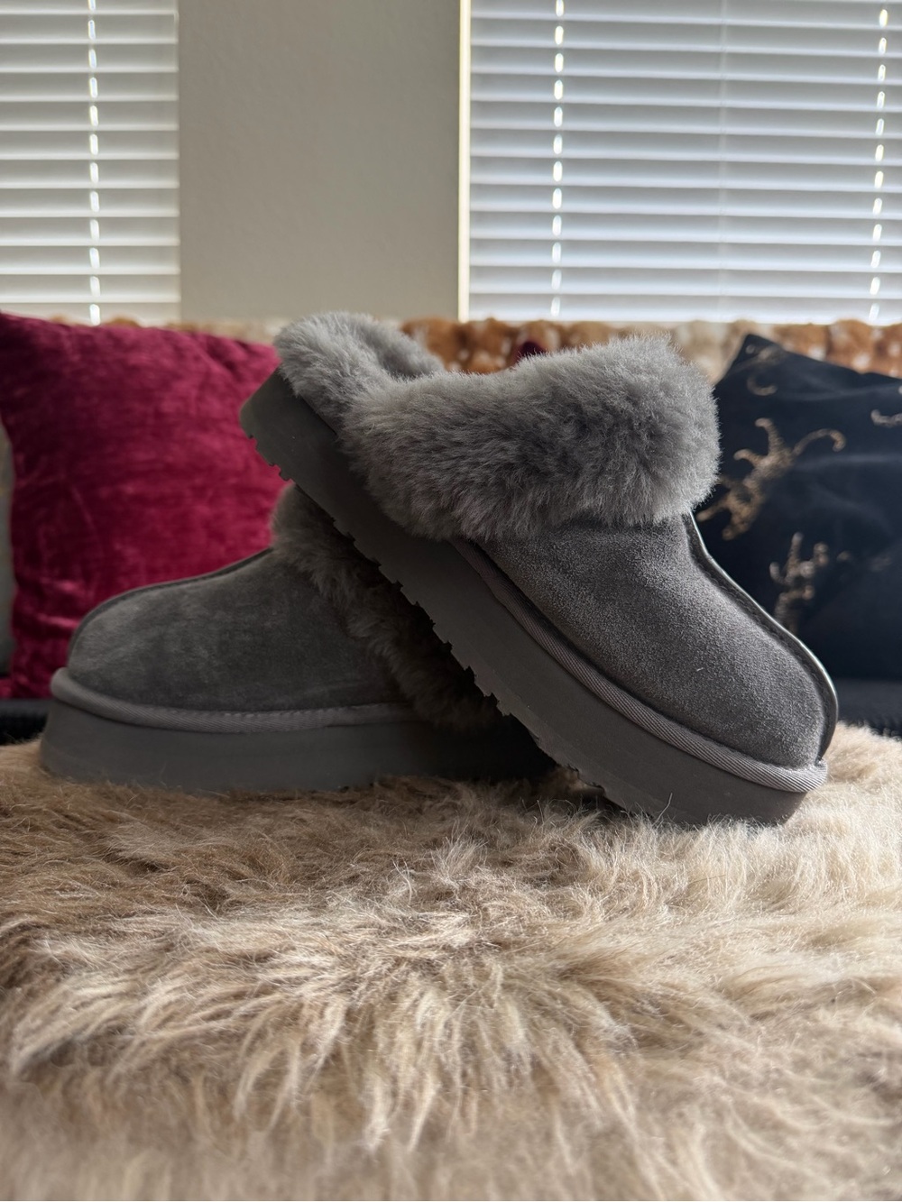 Women's Ugg Disquette Slippers Charcoal Size 8